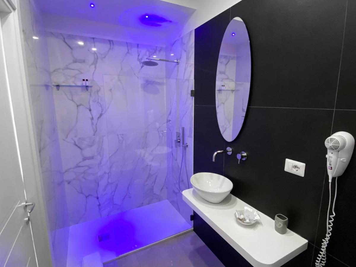 Aurora Luxury Rooms Neapel Exterior foto