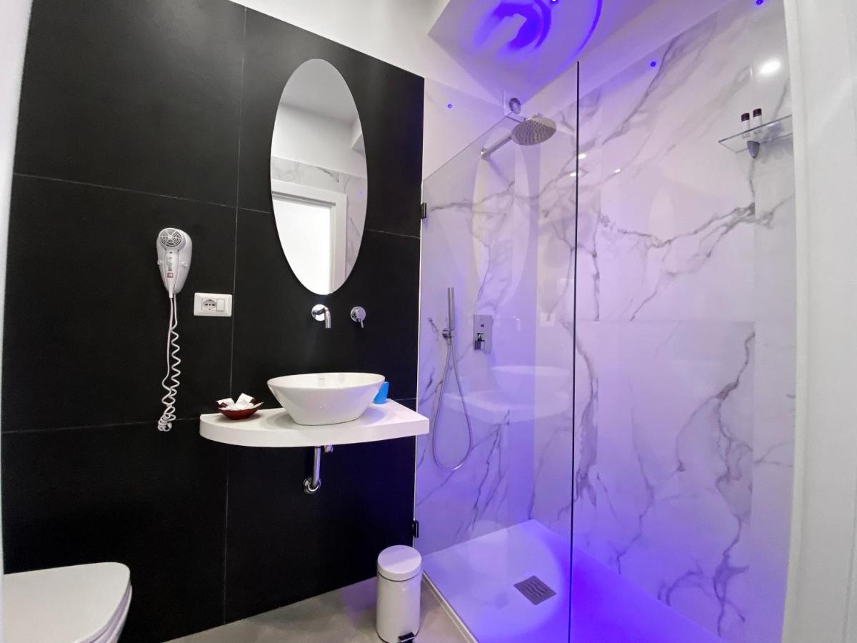 Aurora Luxury Rooms Neapel Exterior foto