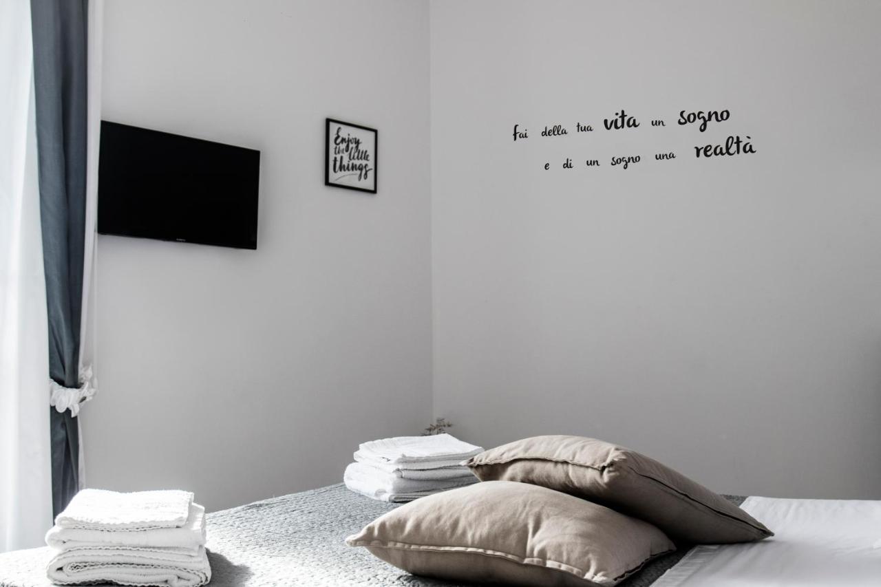 Aurora Luxury Rooms Neapel Exterior foto